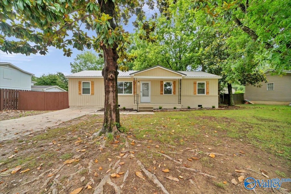 315 Bobwhite Dr SW, Decatur, AL, Decatur