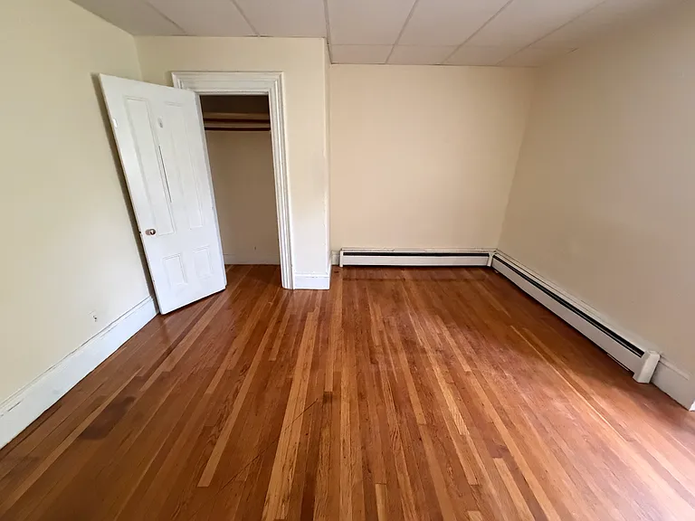 179.5 Harvard St #3-5 — Photo 7