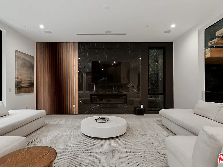 356 N La Jolla Ave — Photo 6
