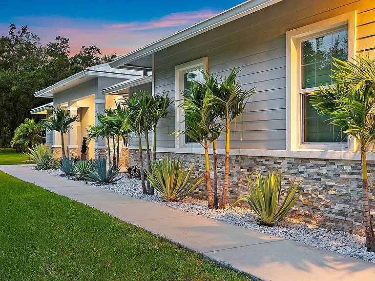 12955 SW Kanner Hwy — Photo 15