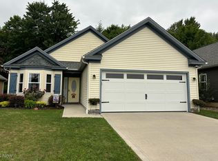 15360 Knox Cir, Middlefield, OH 44062