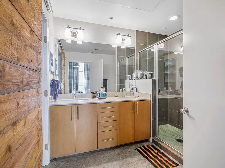 1001 Belleview St #308 — Photo 9