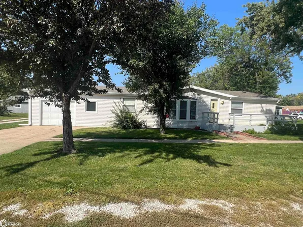 204 E Park St, Dow City, IA 51528