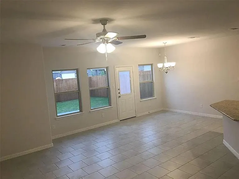 309 Lead Creek Dr — Photo 19