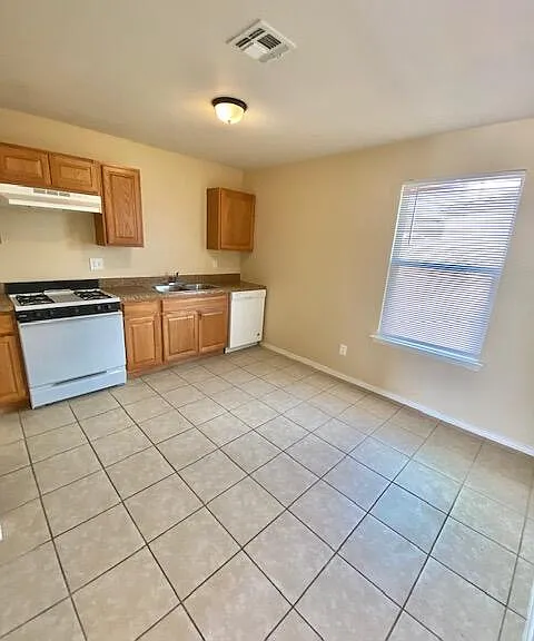 3809 Moonlight Ave #A — Photo 3