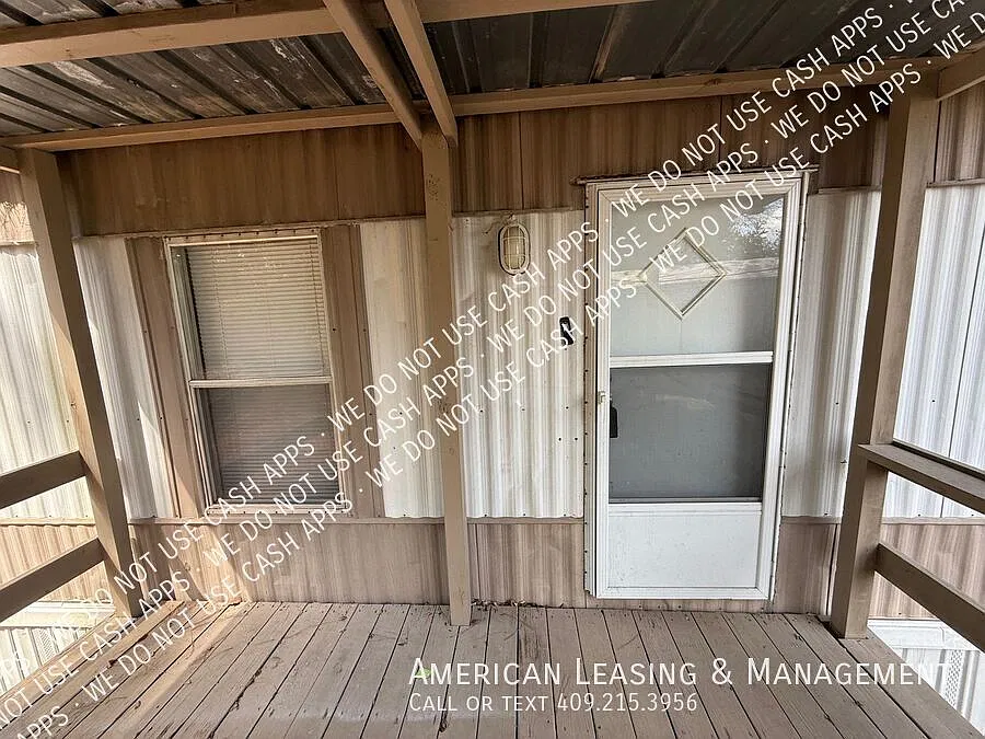 3 bedroom 2 bath! Lawn care included — Photo 4