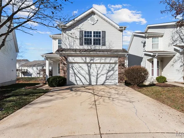 1605 Hurstborough Manor Dr, Hazelwood, MO 63042