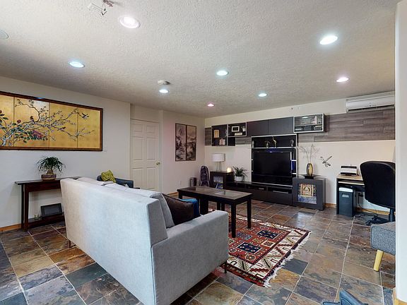 5th image of 2612 Vista Larga Ave NE