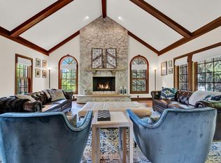 N28W30642 Red Fox Ct, Pewaukee, WI 53072