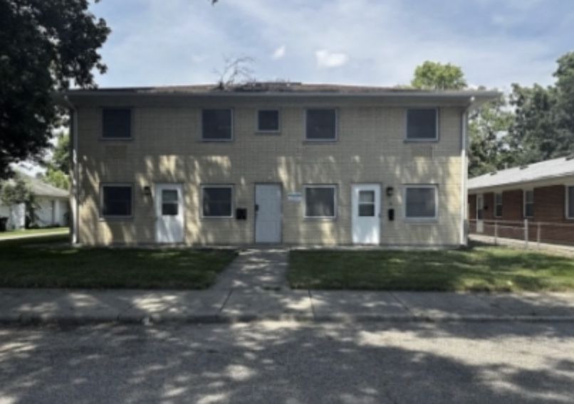 1st image of 619 Willow St #11468034