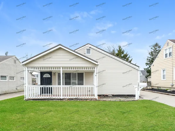 2822 9th St, Cuyahoga Falls, OH 44221