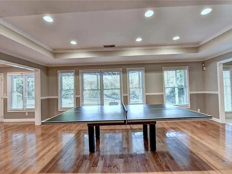 645 Falls Bay Ct — Photo 71