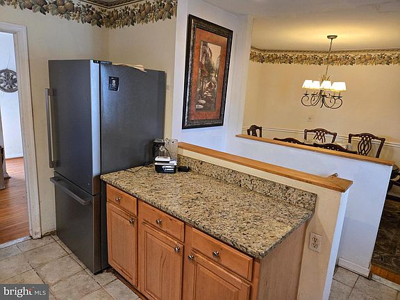 5th image of 3661 Clifmar Rd