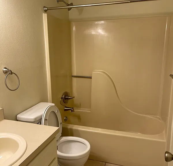 3027 Yorktown Cir — Photo 11
