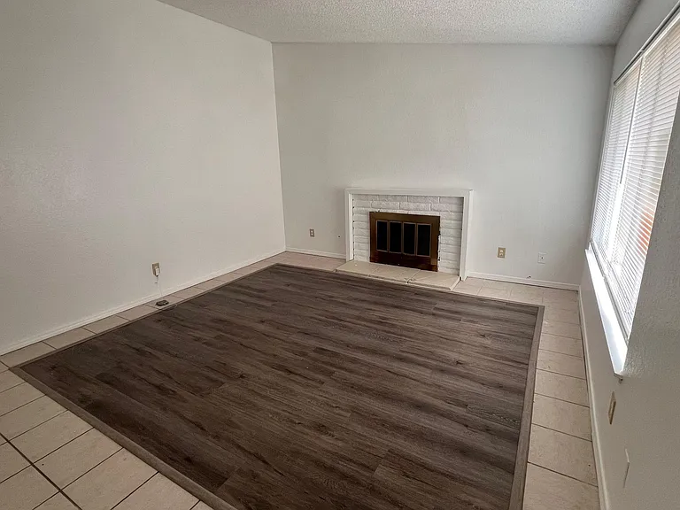 13448 Silver Ln — Photo 8