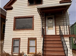 2004 W Lincoln Ave, Milwaukee, WI 53215