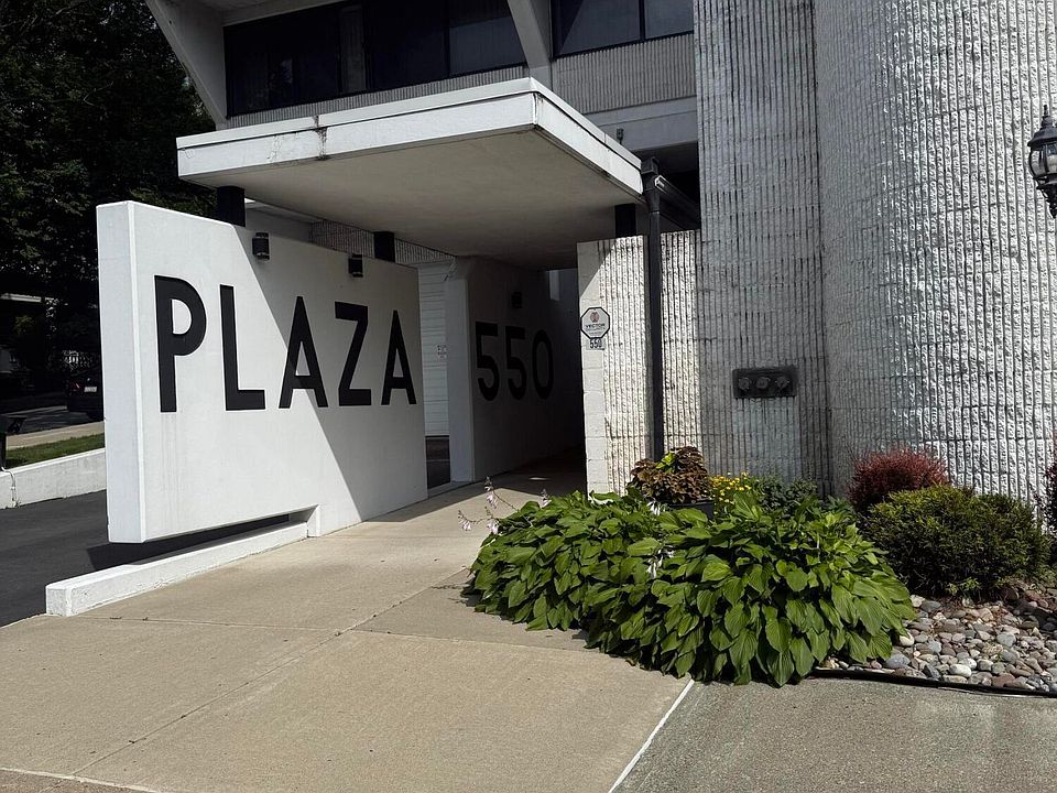 1st image of 550 Clay Ave APT 10D