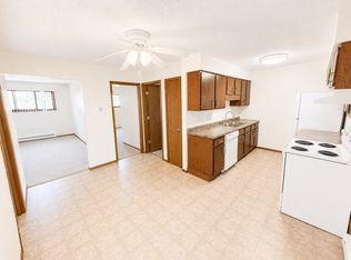 Wildwood Apartments, Dubuque, IA 52001