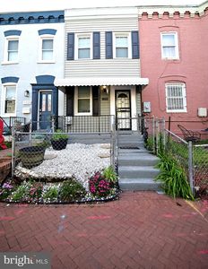 1030 4th St NE, Washington, DC, 20002