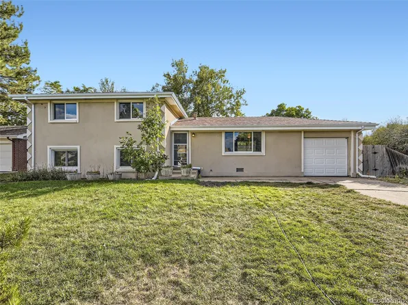 6930 W Ellsworth Avenue, Lakewood, CO 80226