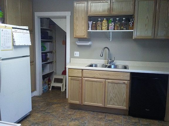 Kitchen from entry