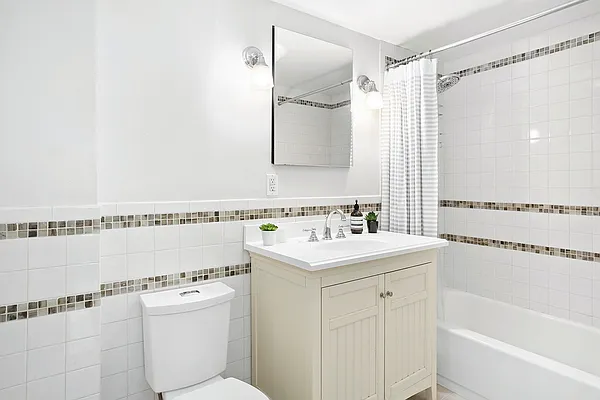 Sold by Compass | media 17