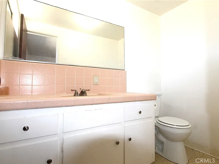 308 N Primrose Ave #D — Photo 14