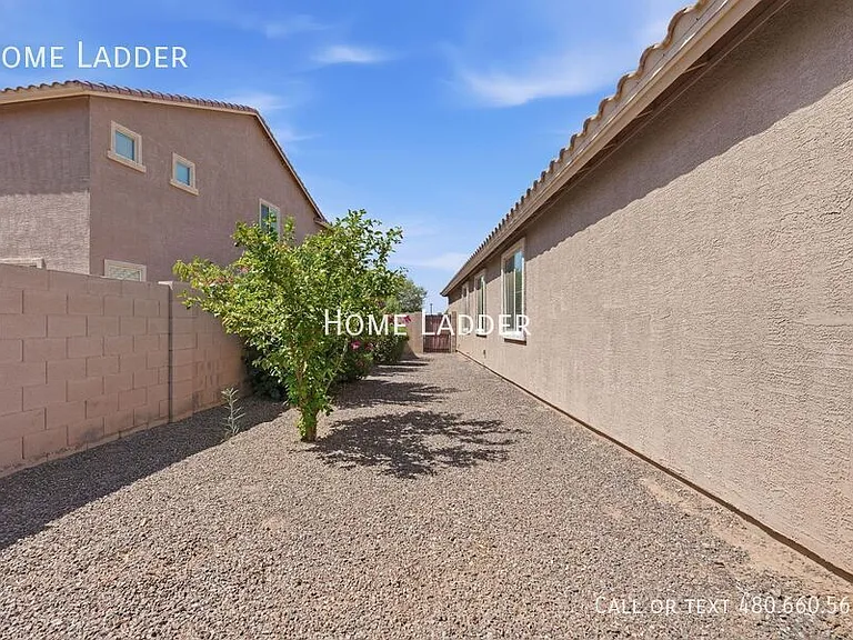3234 E Dogwood Pl — Photo 40