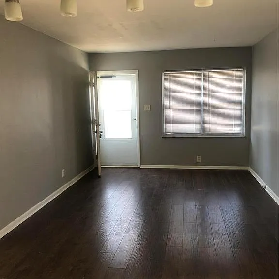 1436 Tamerton Ave — Photo 12