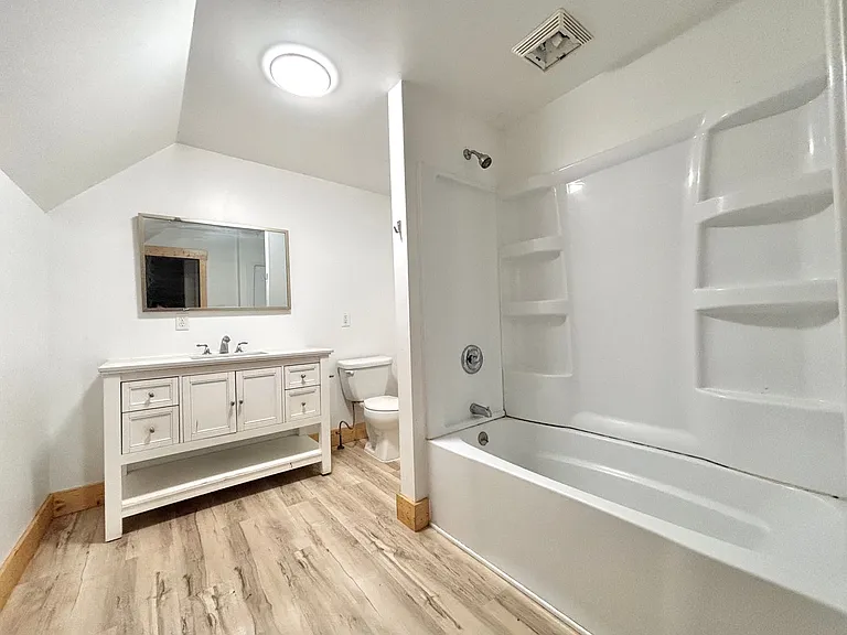 1422 E Stockbridge Ave — Photo 5