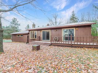 397 Sandy Ln, Nekoosa, WI 54457