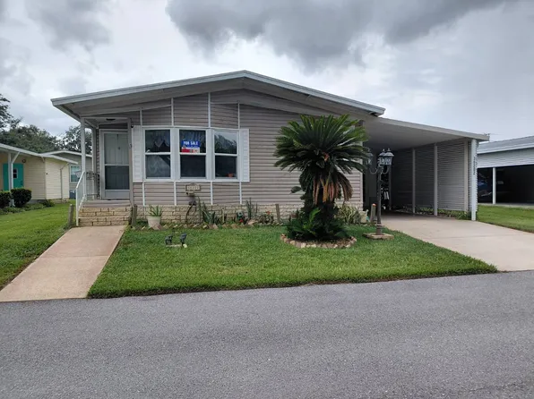 38202 Woodgate Ln, Zephyrhills, FL 33542