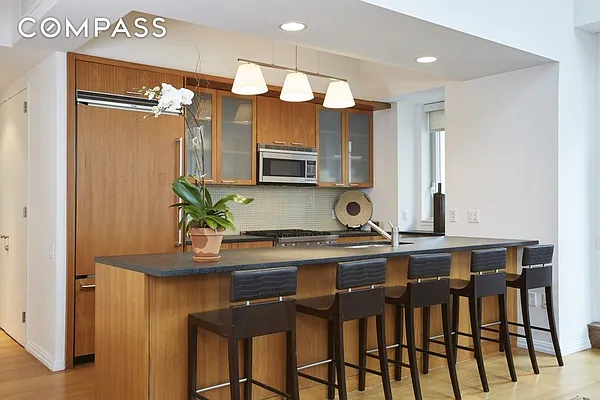 Sold by Halstead Real Estate | media 2