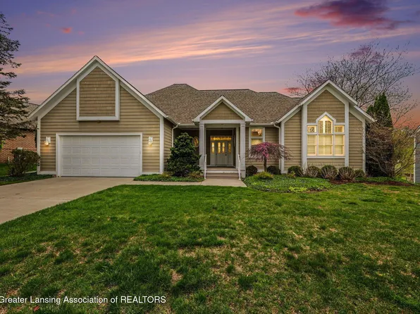 3611 Breezy Point Dr, Okemos, MI 48864
