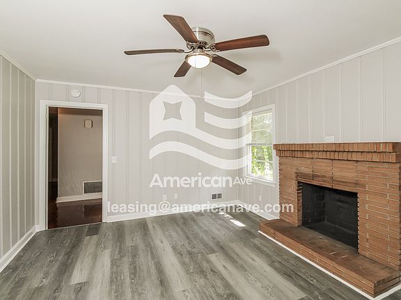 1574_003_wm_-_living_room_12877014.jpg