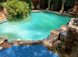 12248 Treeview Ln, Farmers Branch, TX 75229