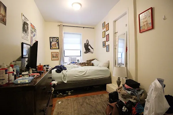 Rented by Bold New York | media 25