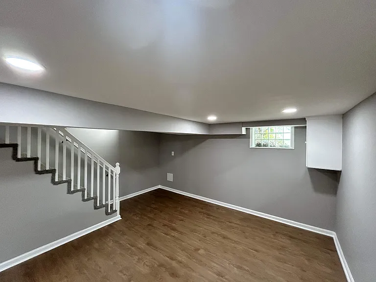 7850 Eastdale Rd — Photo 27