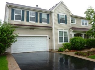 1430 Carmel Ln, Cary, IL 60013