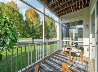 100 Clydesdale Trl APT 128, Hamel, MN 55340
