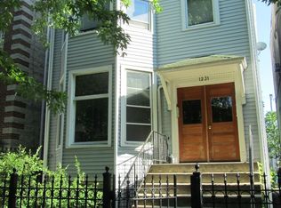 1231 W Roscoe St #1, Chicago, IL 60657