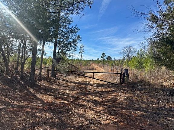 3rd image of Golden Acres Rd