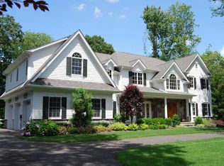 513 Covington Pl, Wyckoff, NJ 07481