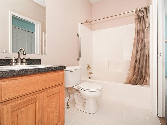 5th image of 6812 Rolling Meadow Dr #E1