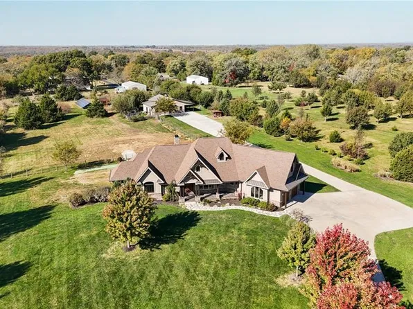 2853 W 131st St, Olathe, KS 66061