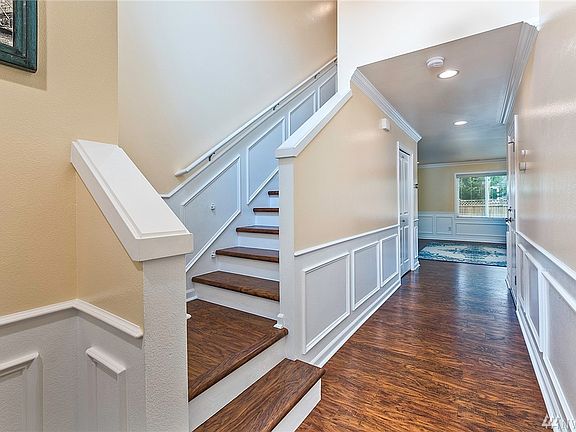 4th image of 6875 Breeze Saint Dr SE
