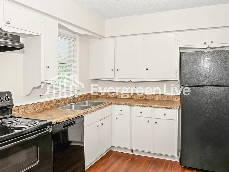 5020 Powell Dr NW — Photo 5