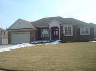 14964 Wildwood Dr, Monroe, MI 48161