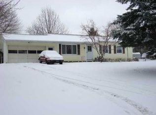 184 Mystic Ln, Rochester, NY 14623