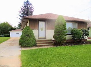 14300 Wheeler Rd, Maple Heights, OH 44137